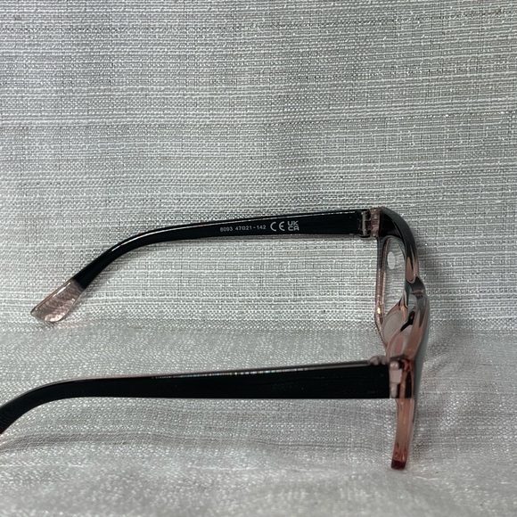 Stylish Black and Pink Women's Glasses - Picture 7 of 11